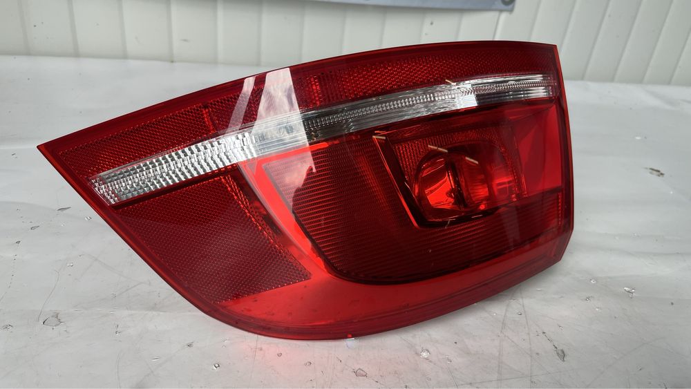 2 броя десен стоп VW Passat B7 (2011-2014)