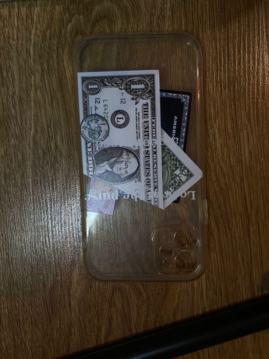 Калъфи за iPhone 11