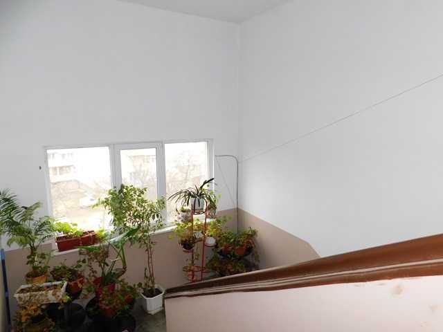 2-стаен апартамент, Търговище, Център