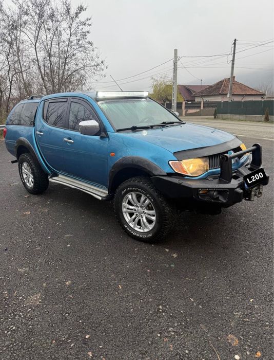 Mitubishi L200 pickup