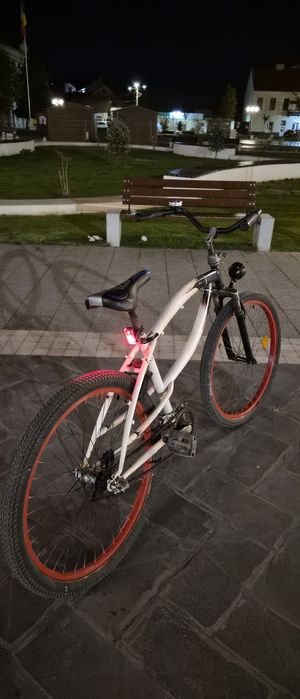 Vând bicicletă stare bună