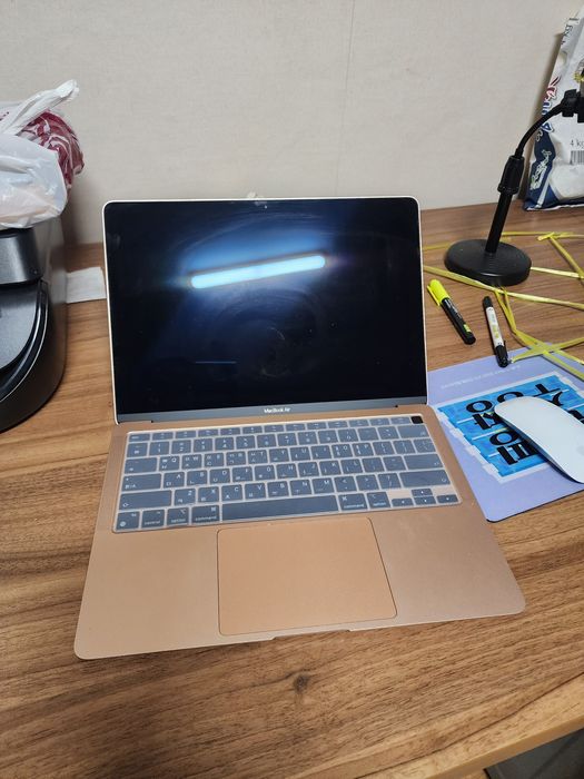 Macbook air m1 2021 yil 512 gb