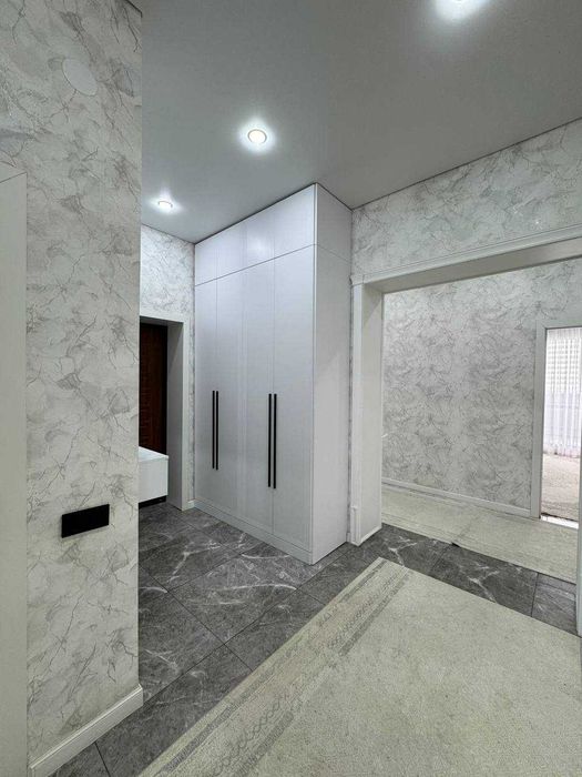 Продам 4комн кв Батыс с ремонтом