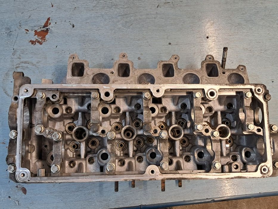 Цилиндрова глава, Крафтър 2.0тди Crafter 2.0TDI