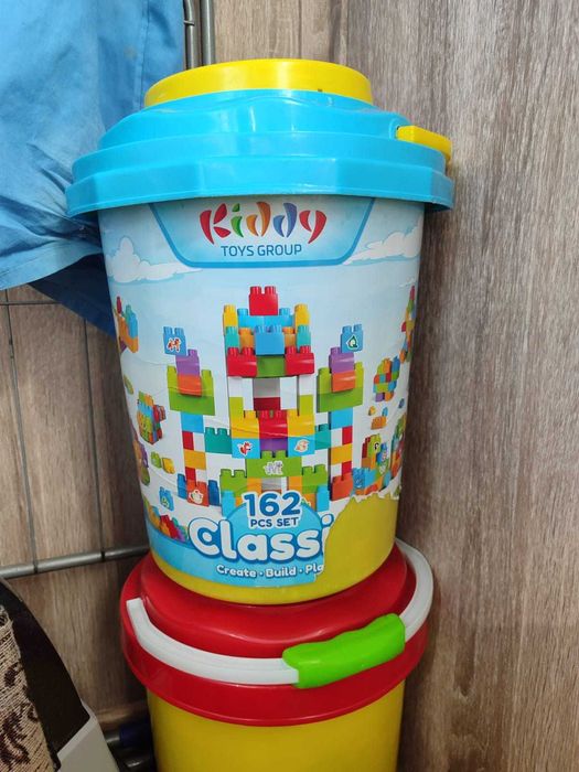 Конструктор два больших ведра за 10000 + термоковрик в подарок