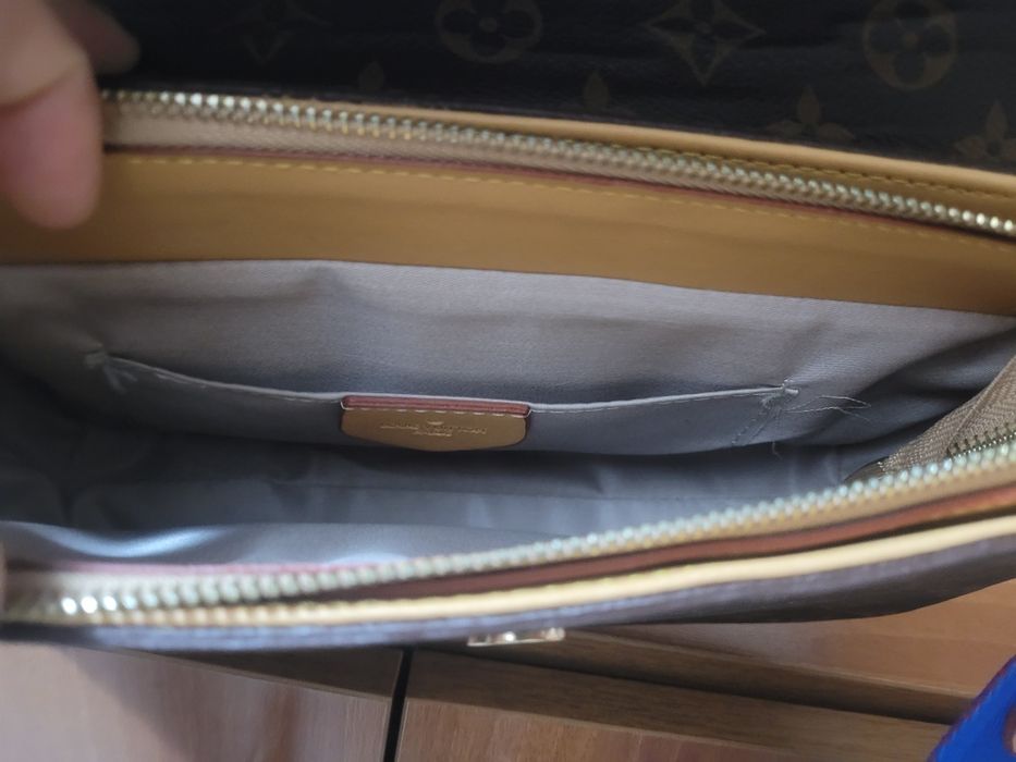 Дамски    чанти..