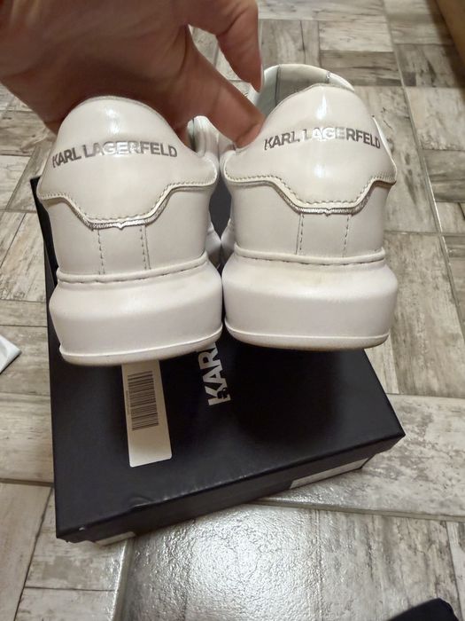 Маратонти Karl Lagerfeld