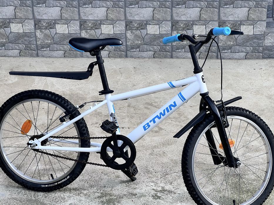 Bicicletă copii B’TWIN 20” – stare foarte bună