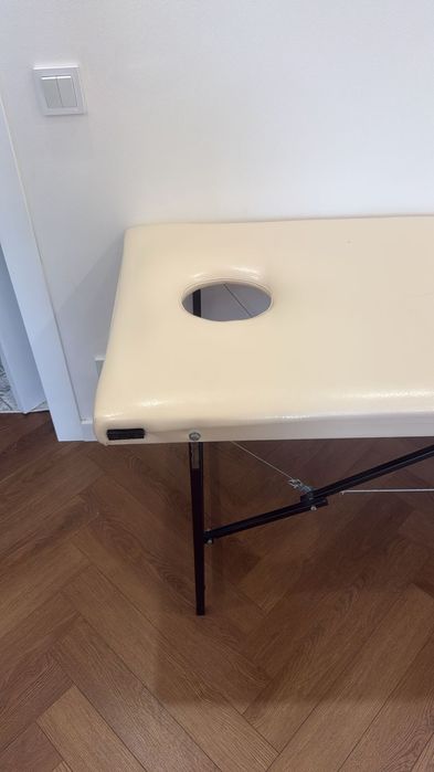 Продам кушетку Новая