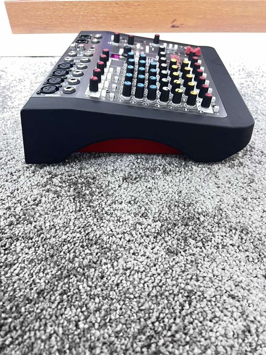 Allen & Heath ZEDi-10FX Смесителен пулт