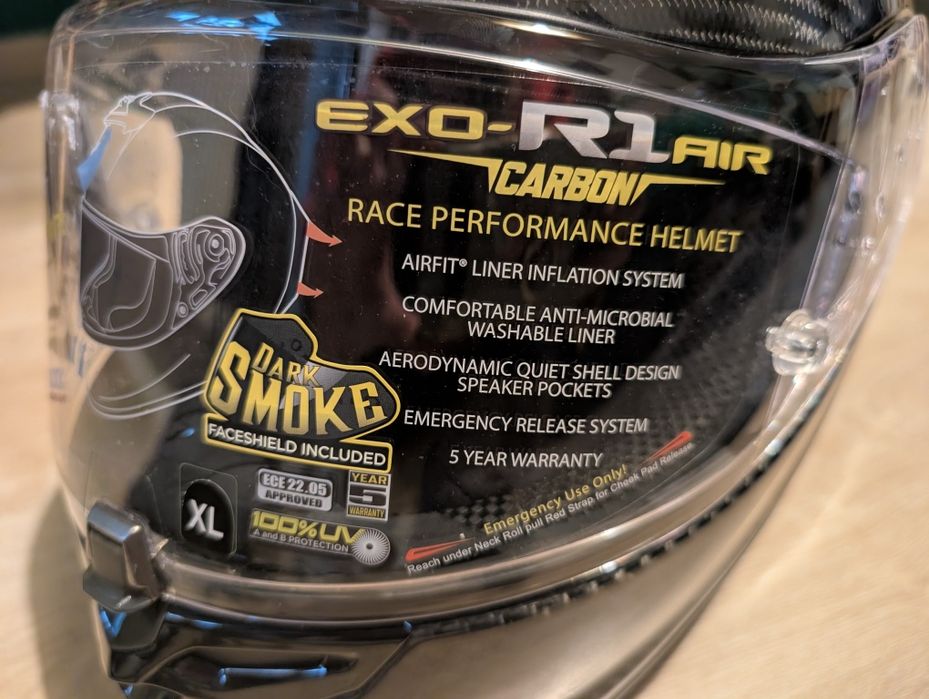 Scorpion EXO R1 Carbon Air XL – nouă, super ușoară