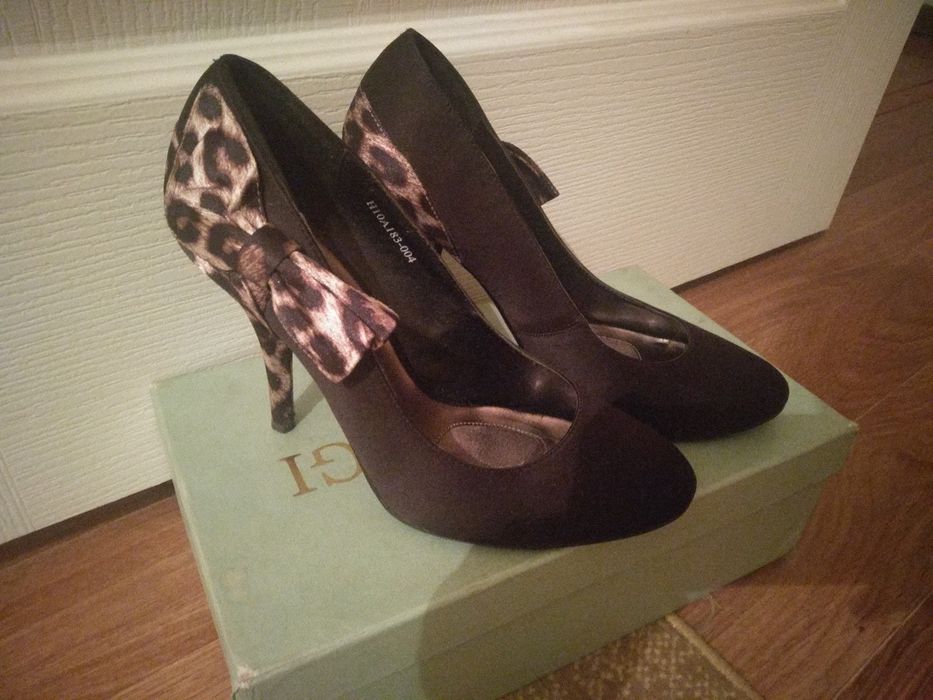 Туфли 38 размер golden party