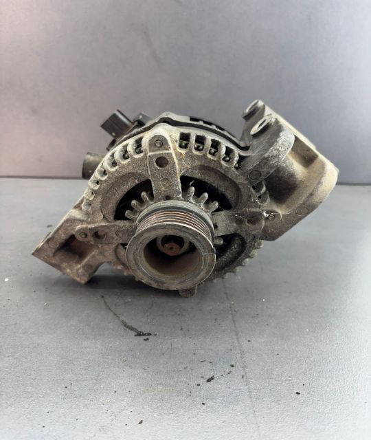 Alternator 3M5T 10300 LC Ford C-Max prima generatie