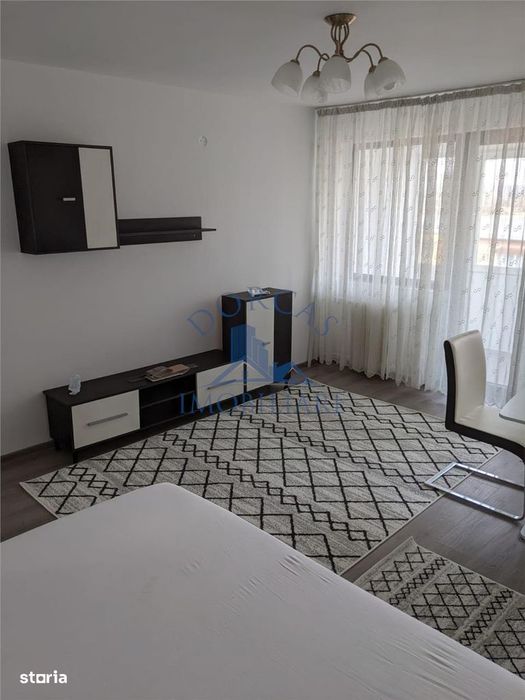 Garsoniera moderna Brazda,zona Piata Baba Novac,la G-uri.