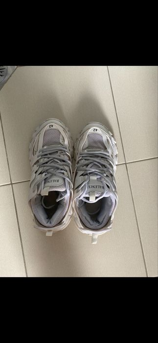 Balenciaga track 42