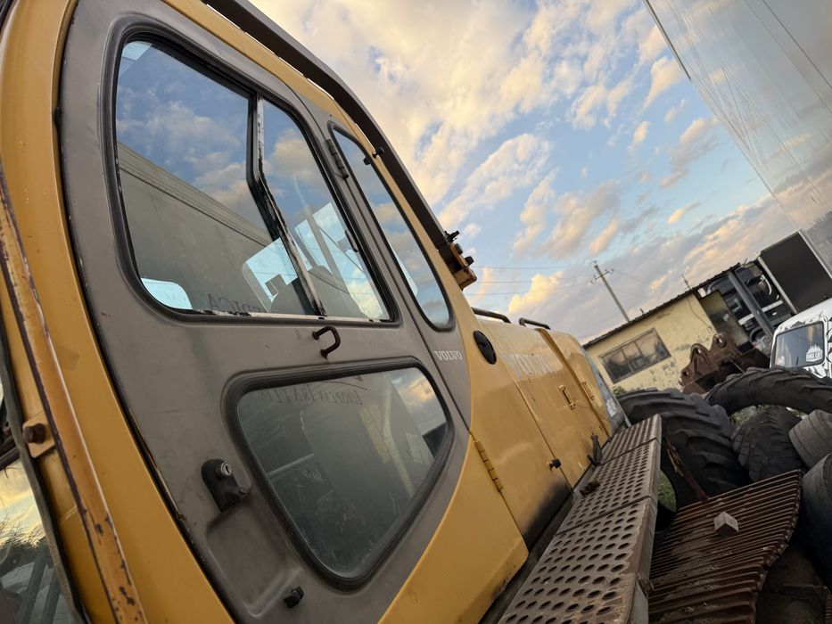 Продам экскаватор Volvo 460