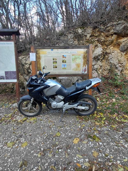 Vând Urgent !!! Honda Varadero XL 125 V