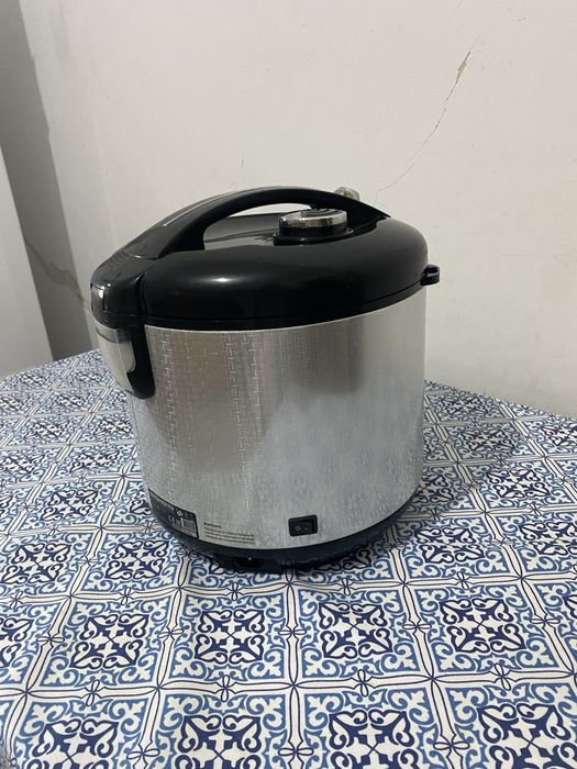 Мультиварка Редмонд