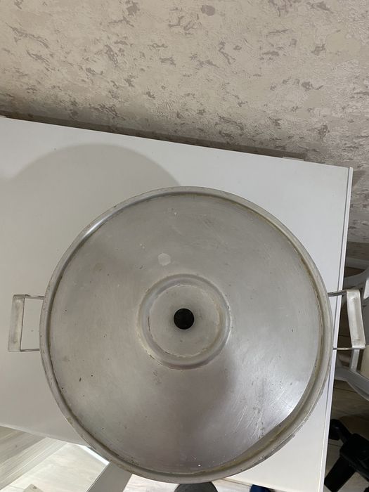 Продам кастрюль в хорошем состояние