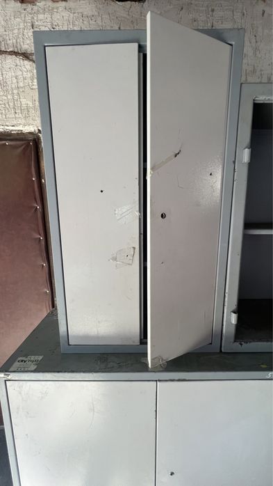 Железный яшик