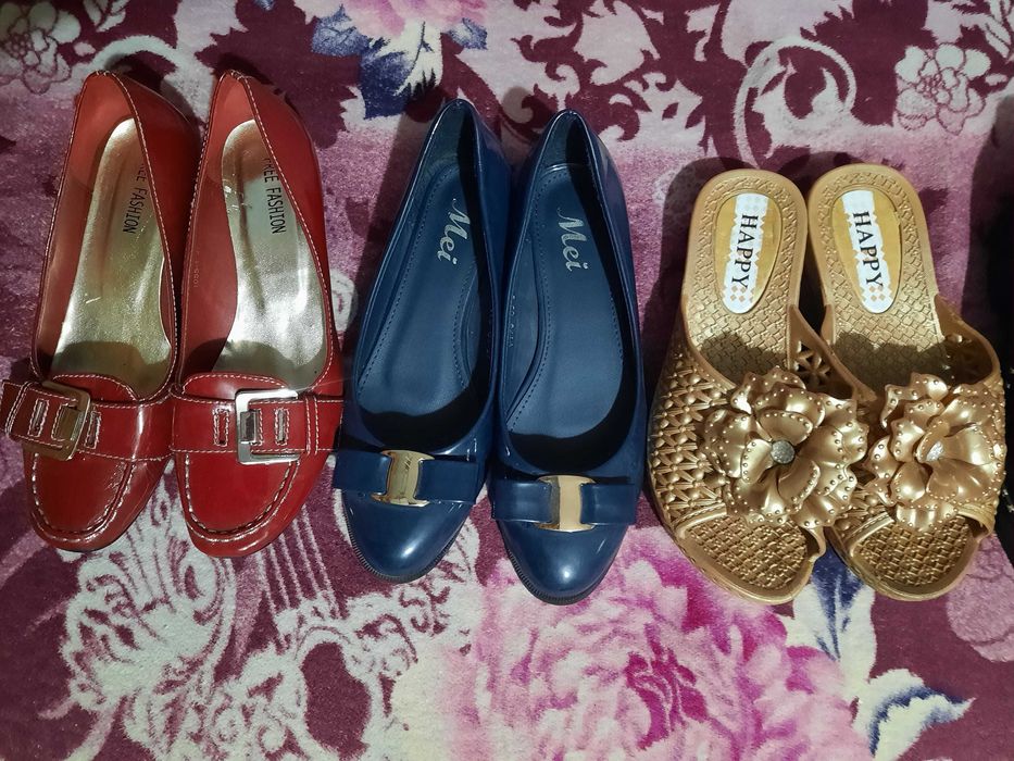 Lot pantofi papuci nr 37 transport gratuit