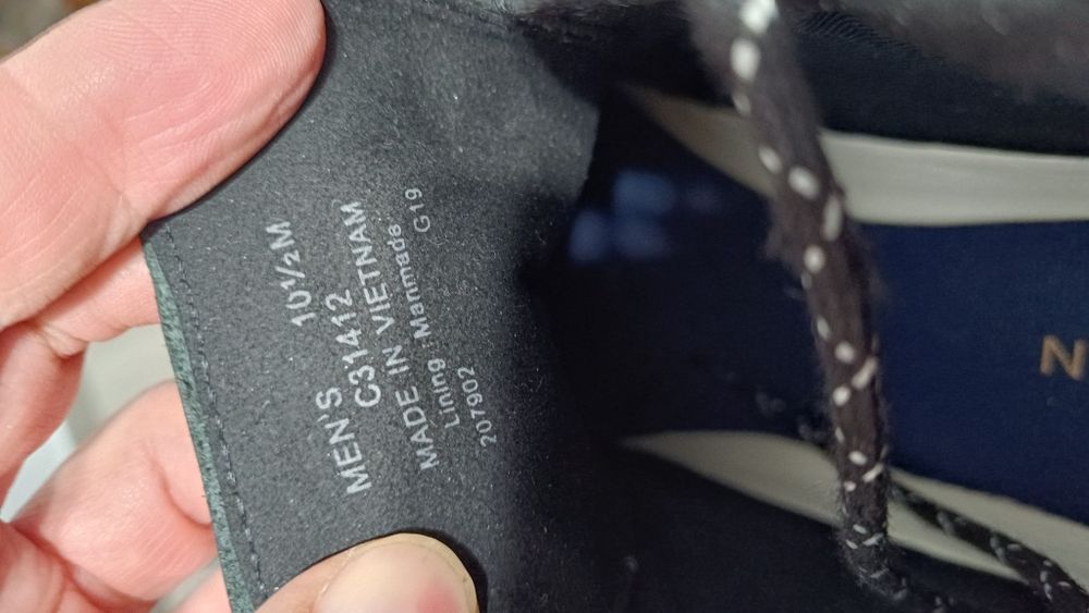 Ghete Cole Haan noi piele 44.5 preț 220 ron