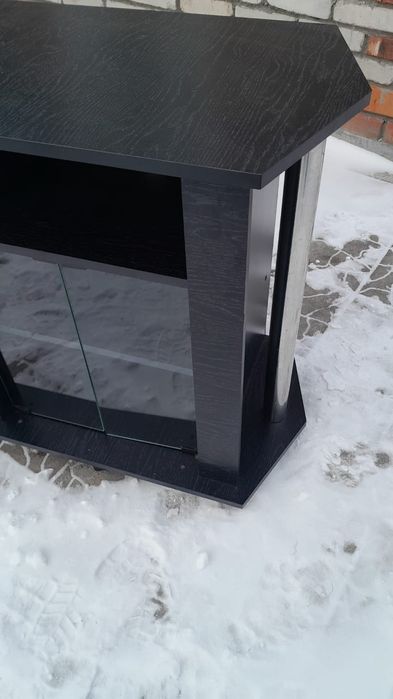 Тумбочка под телевизор