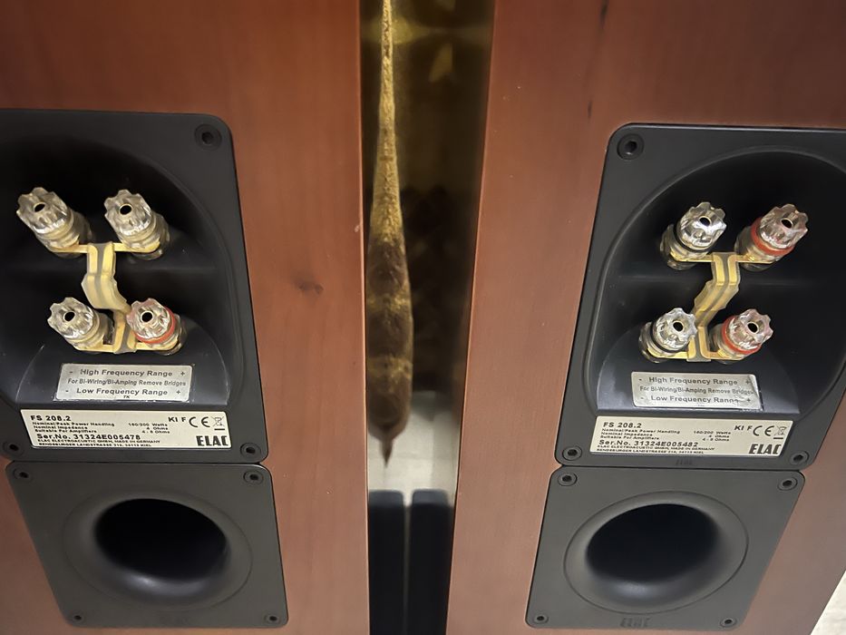 Акустика Elac 208.2