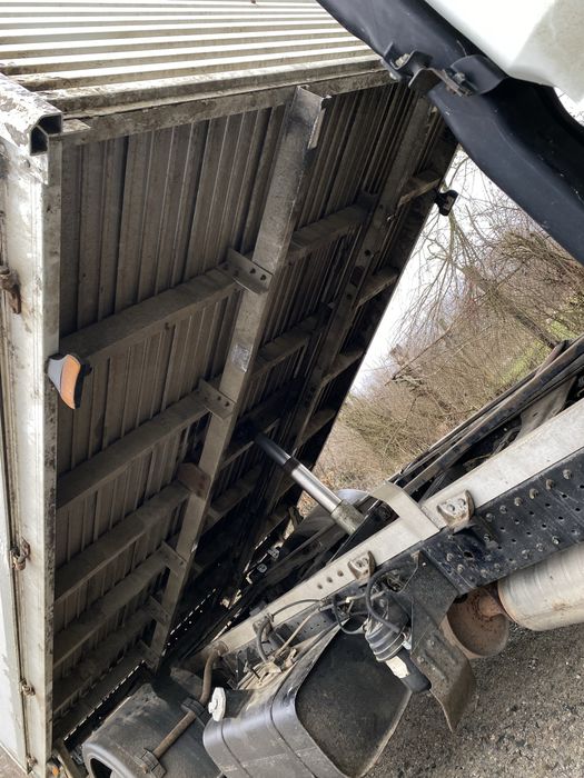 Алуминиева каросерия