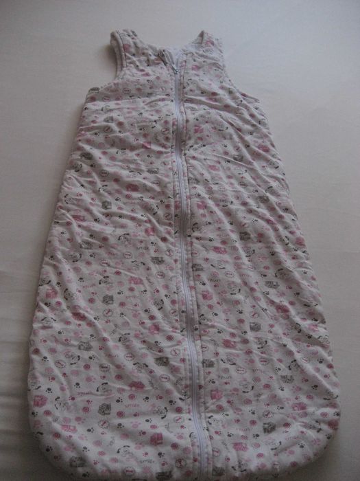 Горен и долен чаршаф,калъфка+олекотена завивка