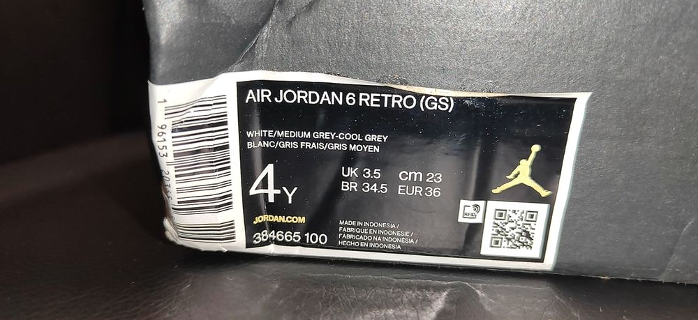 Nike Air Jordan 6 Retro