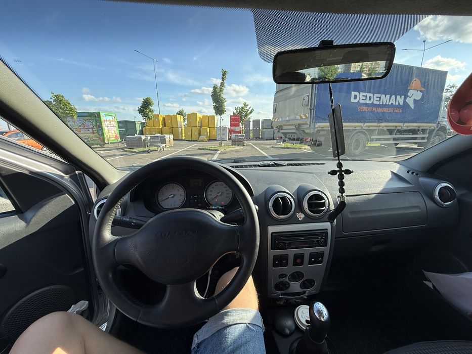 Logan 1.6 16v GPL