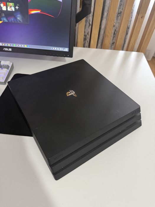 PlayStation 4 Pro 1 TB