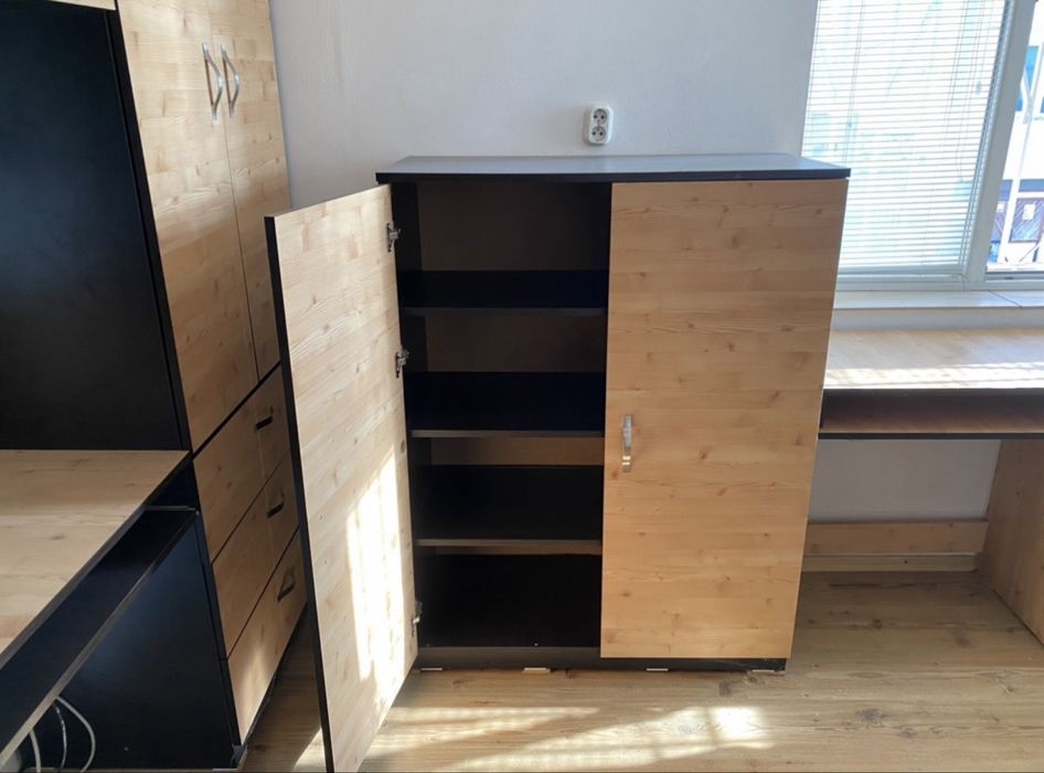 Скрин с бюра Обзавеждане