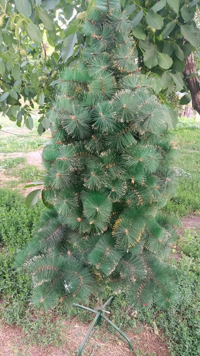 Ёлка искусственная