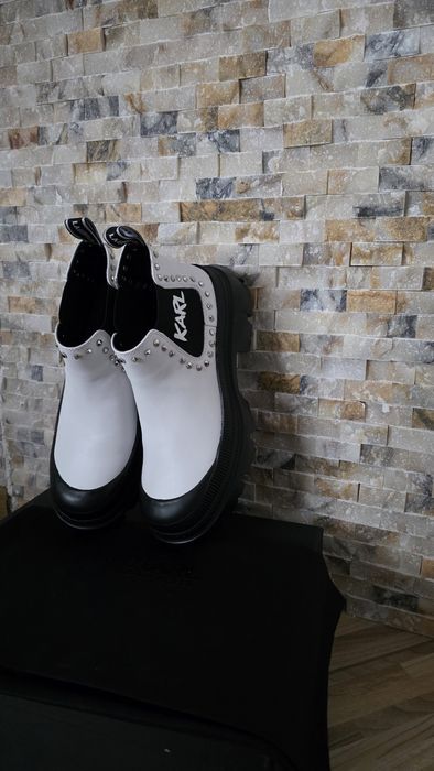 Karl Lagerfeld луксозни боти – стил и характер в едно