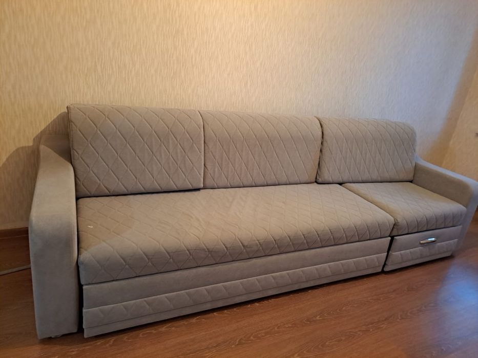 СРОЧНО Продам диван в отлично состоянии