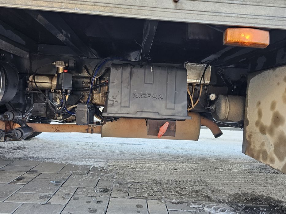 Nissan Atleon 35.13,an 2005!