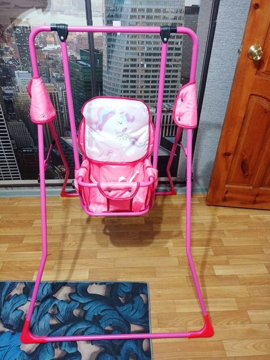 Продам детскую качельку