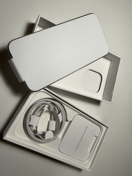 Iphone 15 pro nou neactivat cu garantie
