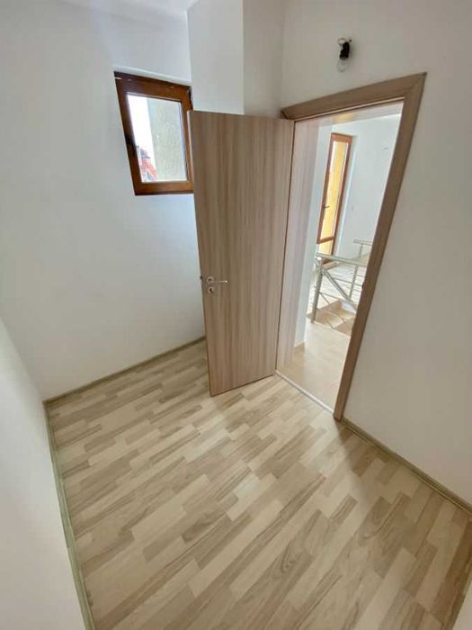 Продава се Четиристаен апартамент в с. Равда, Област Бургас - 175 кв.м за 743 €/кв.м - Снимка #11