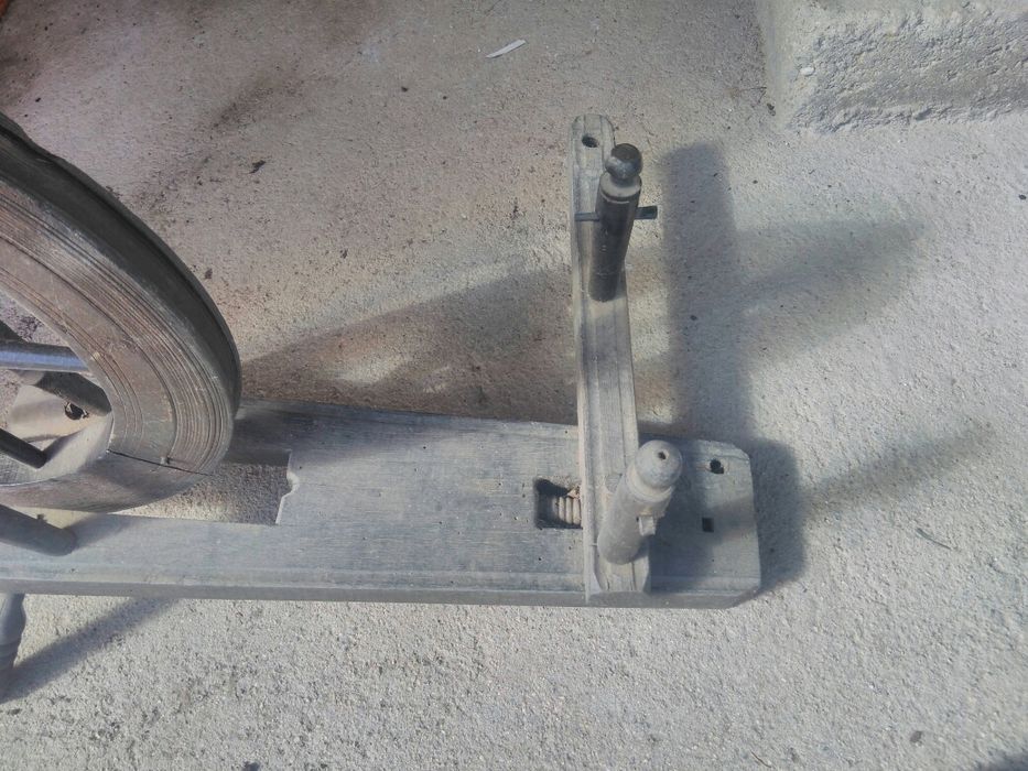 Продавам старинен чакрьк