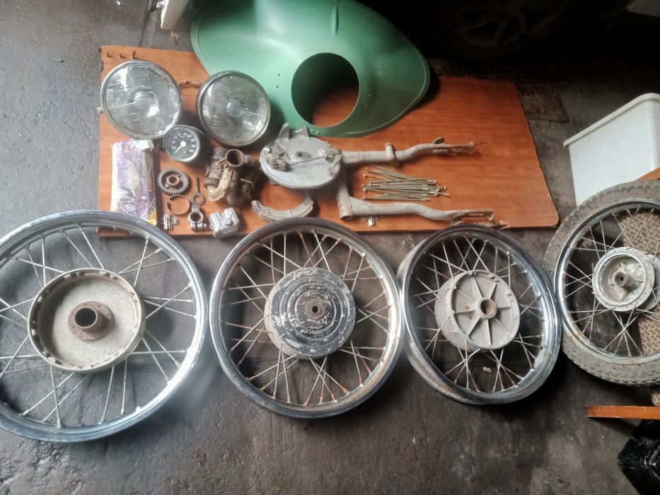 Продам запчасти на ИЖ планета