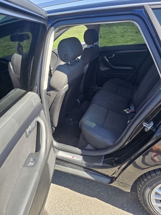 Vând Audi a4 b7 2.0 tdi