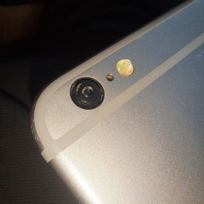 Продам телефоны не робочие