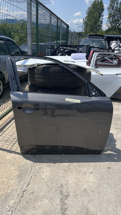 3 броя задна дясна и 2 броя предна дясна врата Peugeot 2008 23г