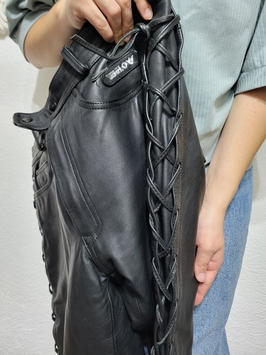 Pantaloni biker piele naturală Below Bikewear, mărime 50