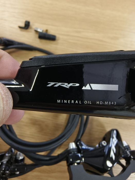 Нови комплект спирачки TRP TRAIL EVO HD-M843 за спускане Downhill
