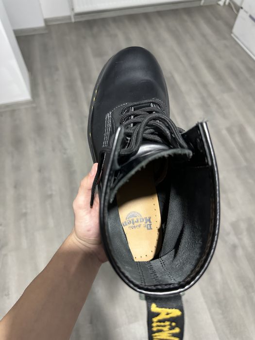 Dr Martens marimea 42