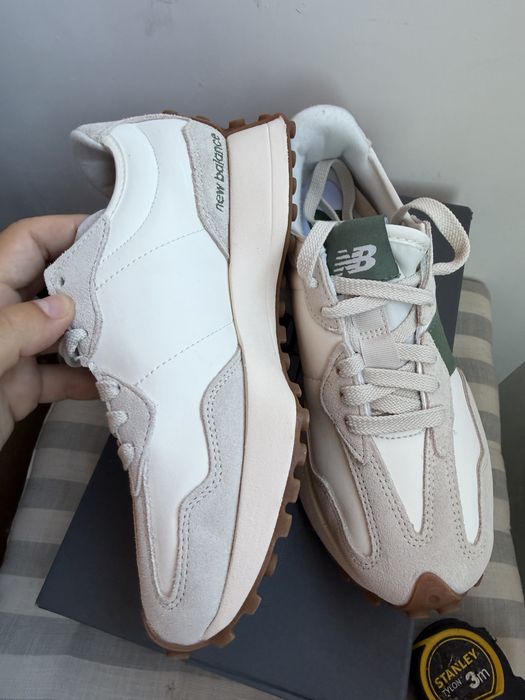New Balance 327 alb cu logo N verde piele 100% marimea 40.5 noi originali